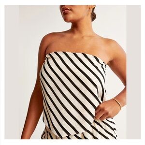 Abercrombie & Fitch NWT Faux Silk Scarf Top - Size Large